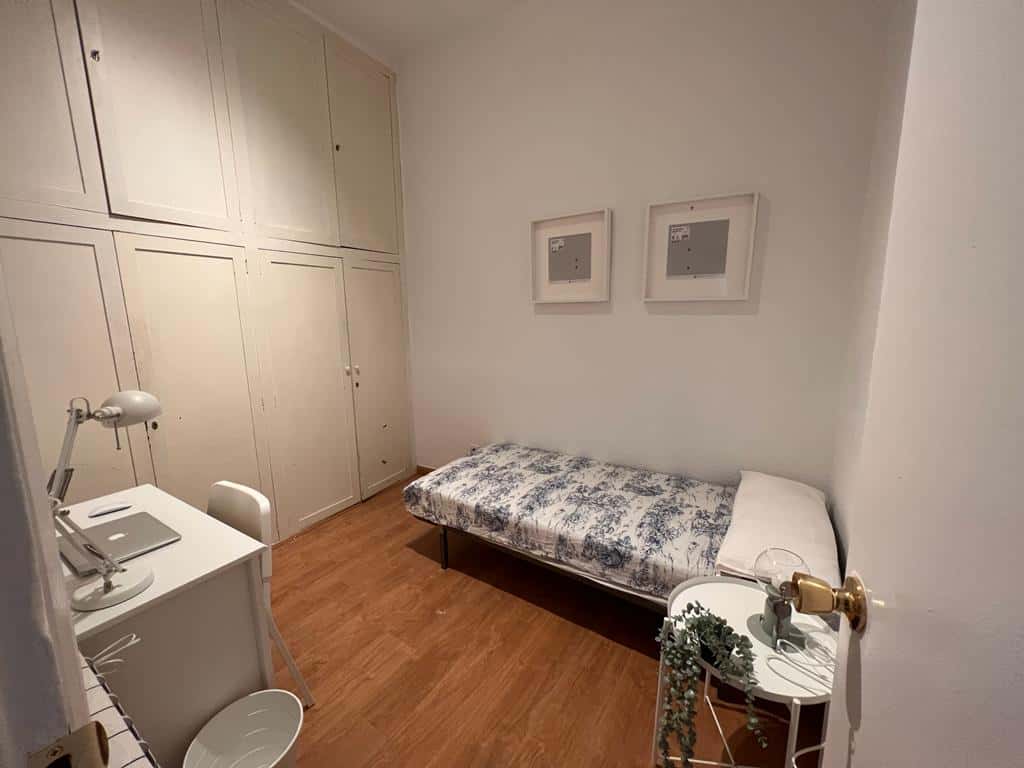 Habitación privada en Jesus del Valle , Madrid