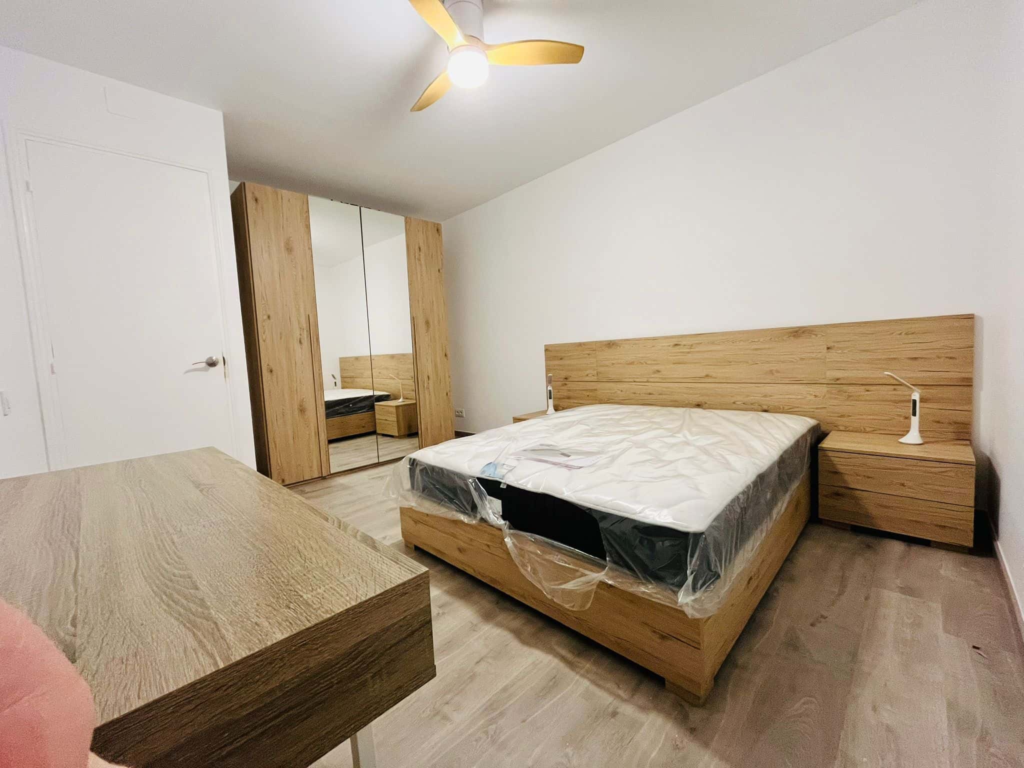 Habitaacion privada cerca a la Sagrada Familia, Barcelona