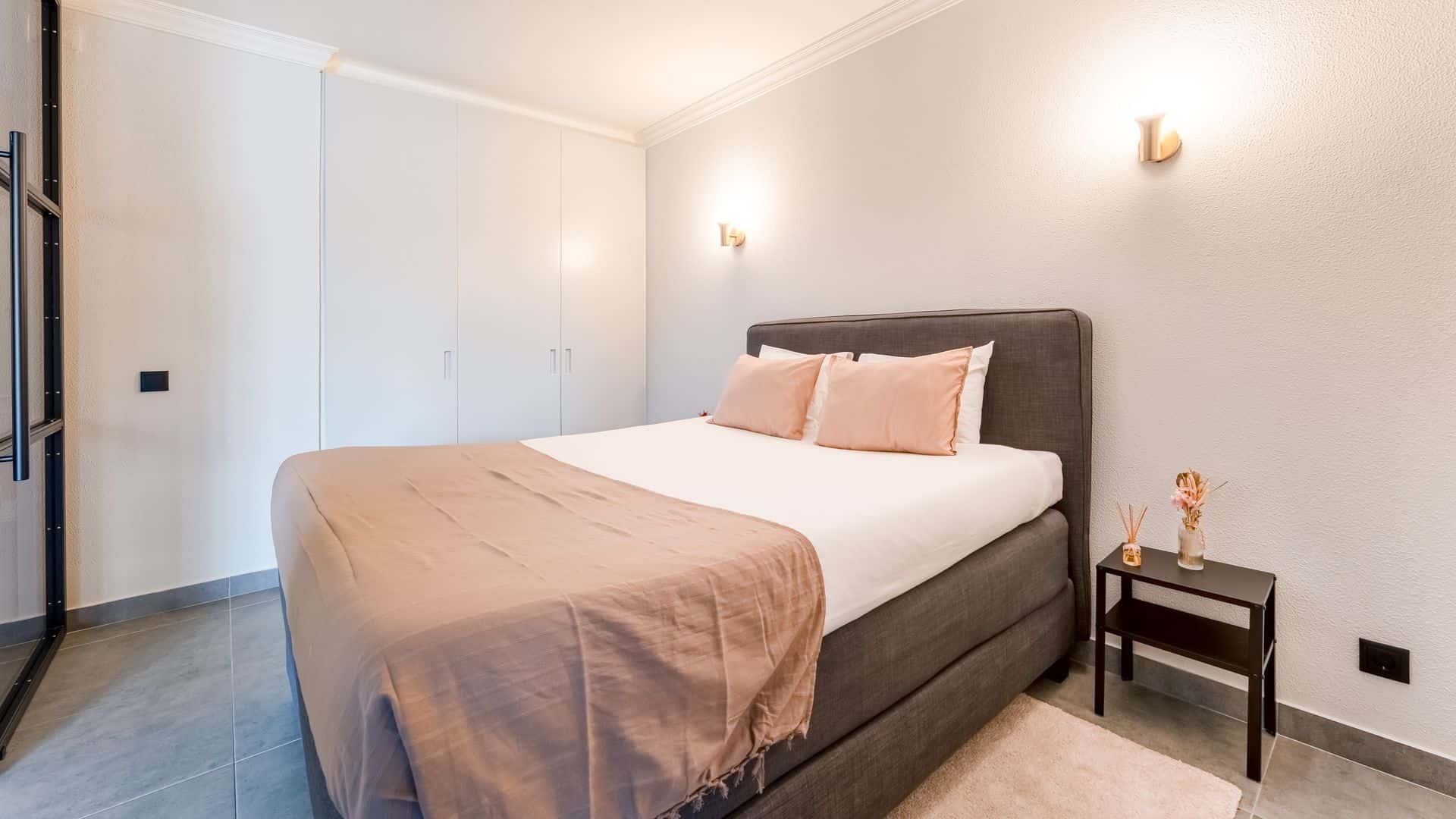 Estúdio Moderno c/Varanda - Salgados