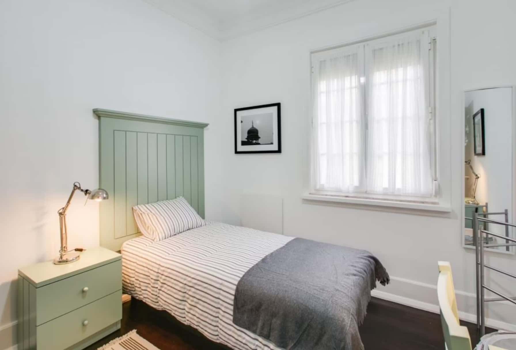 Sweet room in Saldanha, Lisbon - VH V - R6