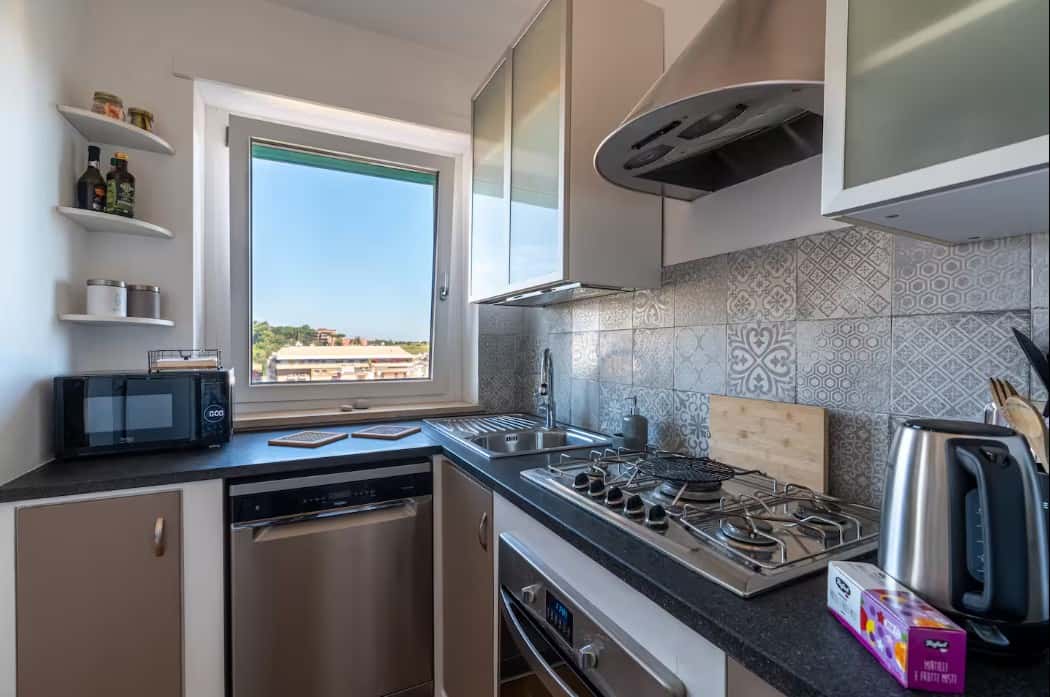 Apartment Rome, 1 bed — photo 23