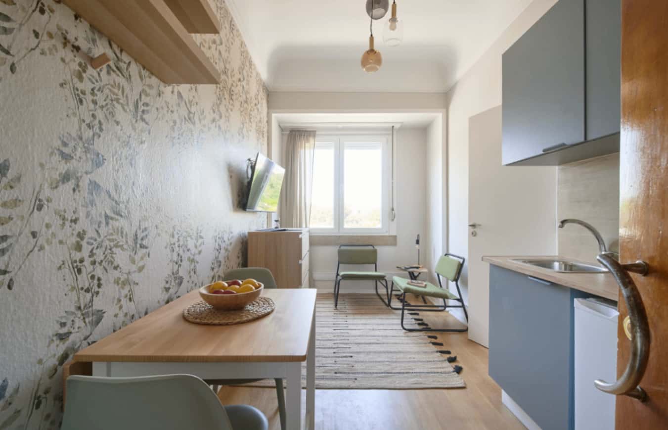 Studio in Lisbon (close to metro station) - Studio A