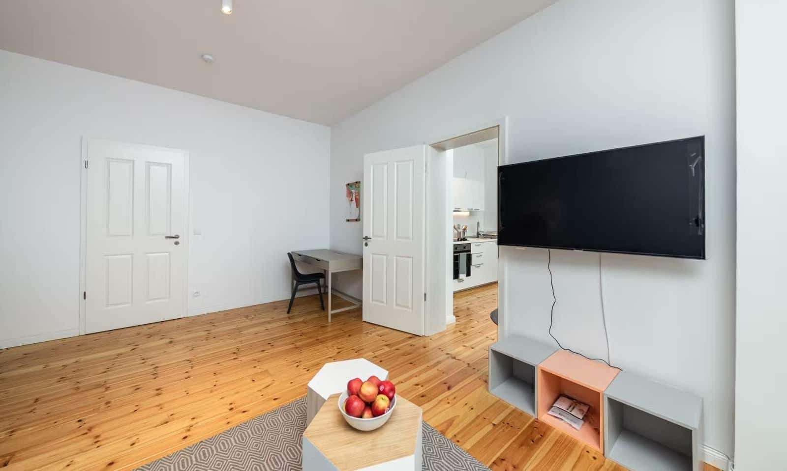 1-bedroom apartment for rent in Berlin, bills included. - Photo 1