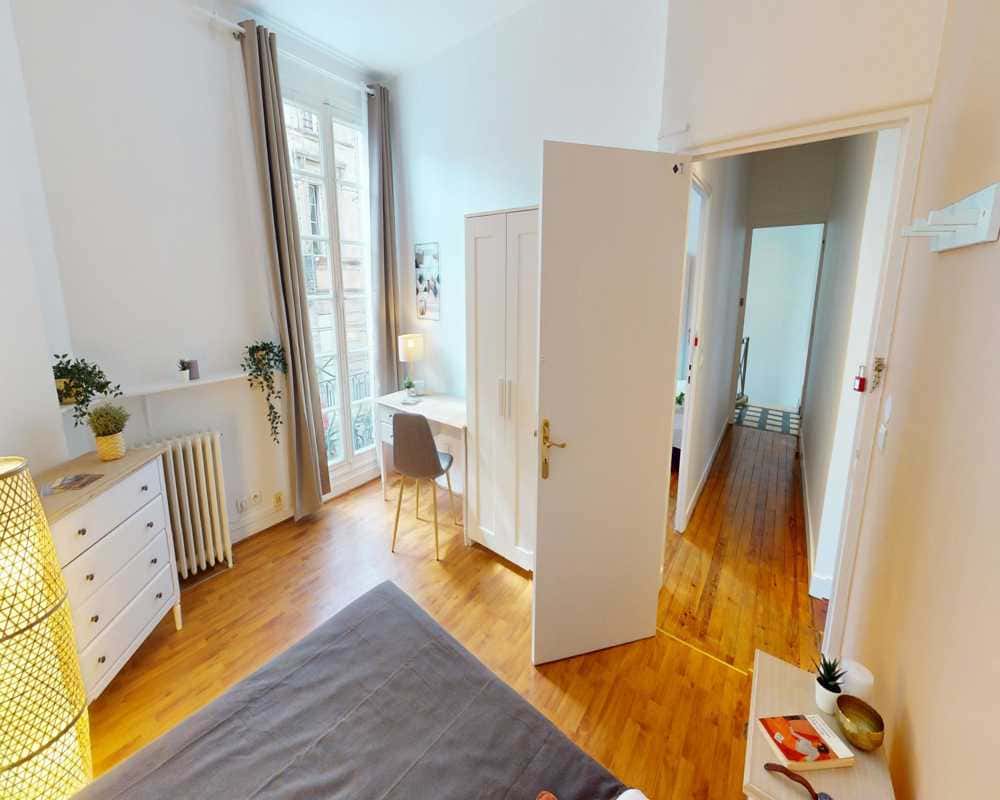 Chambre dans le Rue du Jardin public