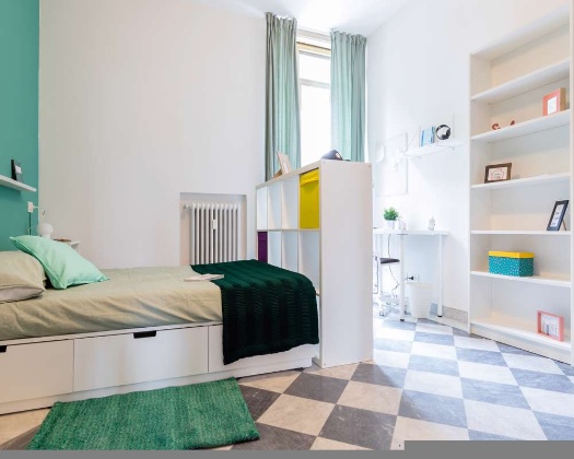 Listing photo thumbnail