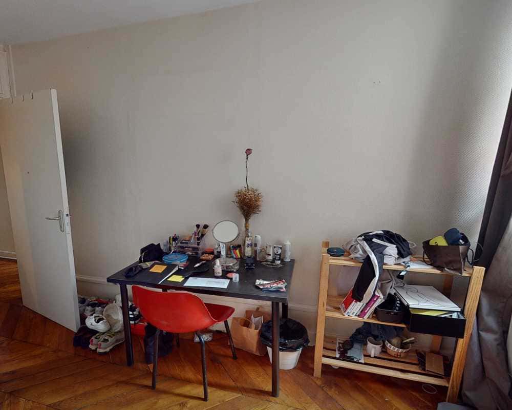 Chambre dans le rue Neuve