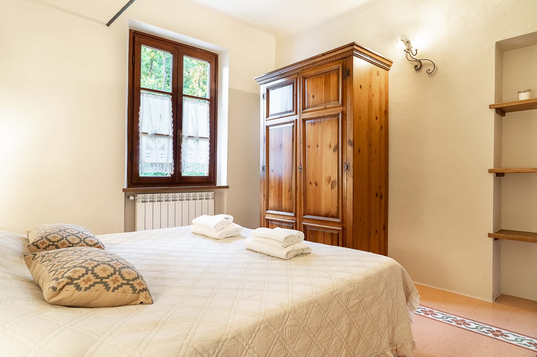 Single room Lucca, 2 beds — photo 38