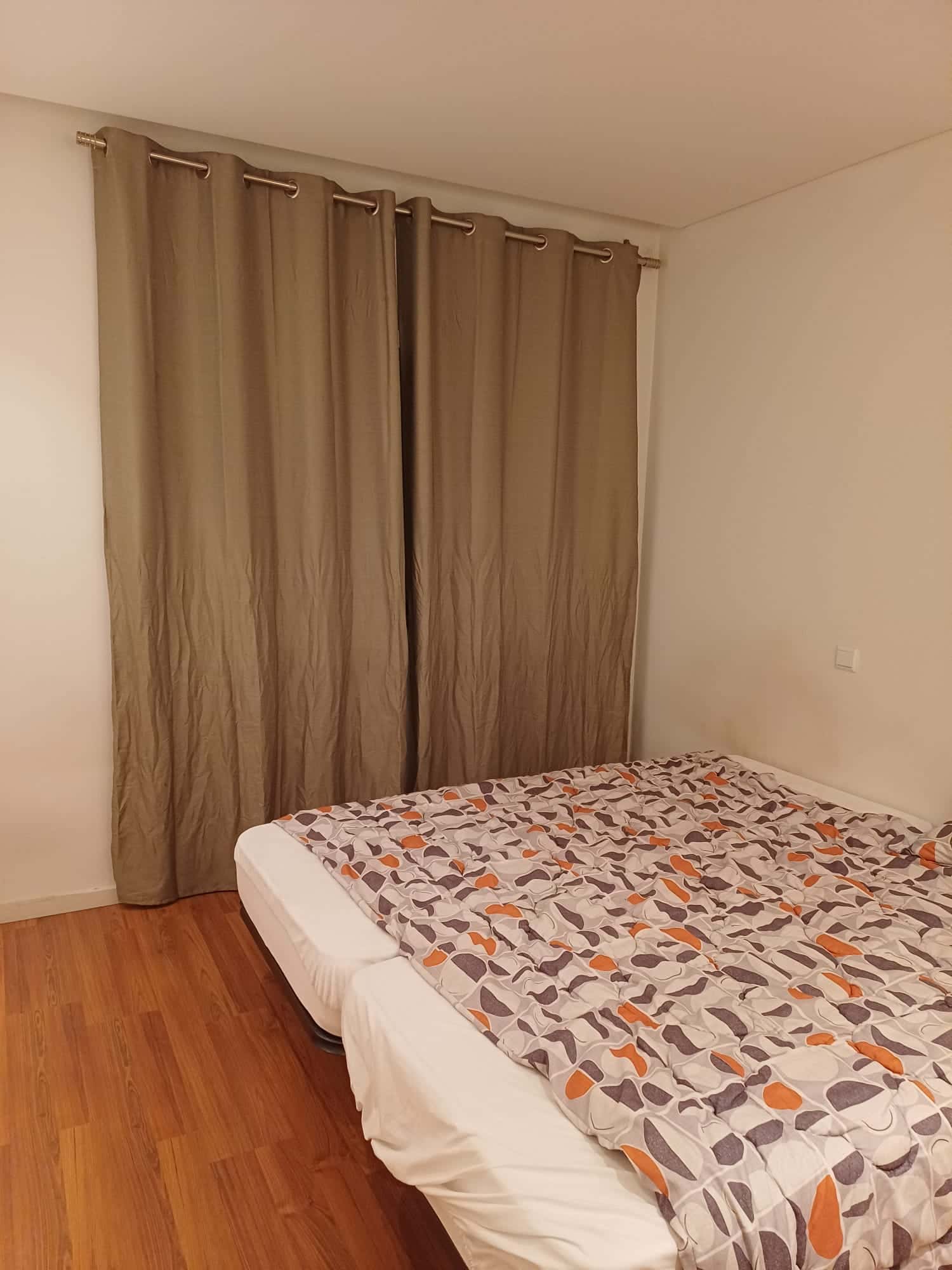 Quarto  2 -  Avenida Barros e Soares, 97