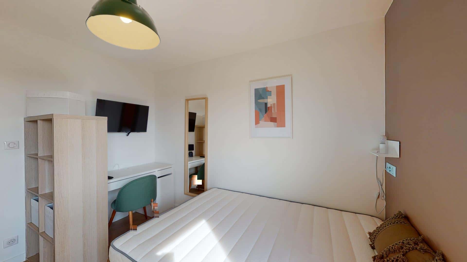Chambre 1 - ROQUEMAUREL