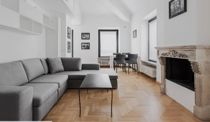 Listing photo thumbnail