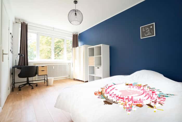 Listing photo thumbnail