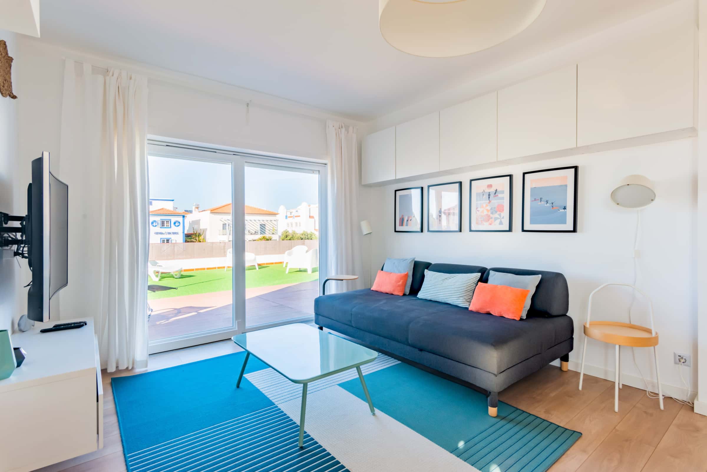Cozy 2BDR Apartment in Avenida do Mar, Ferrel