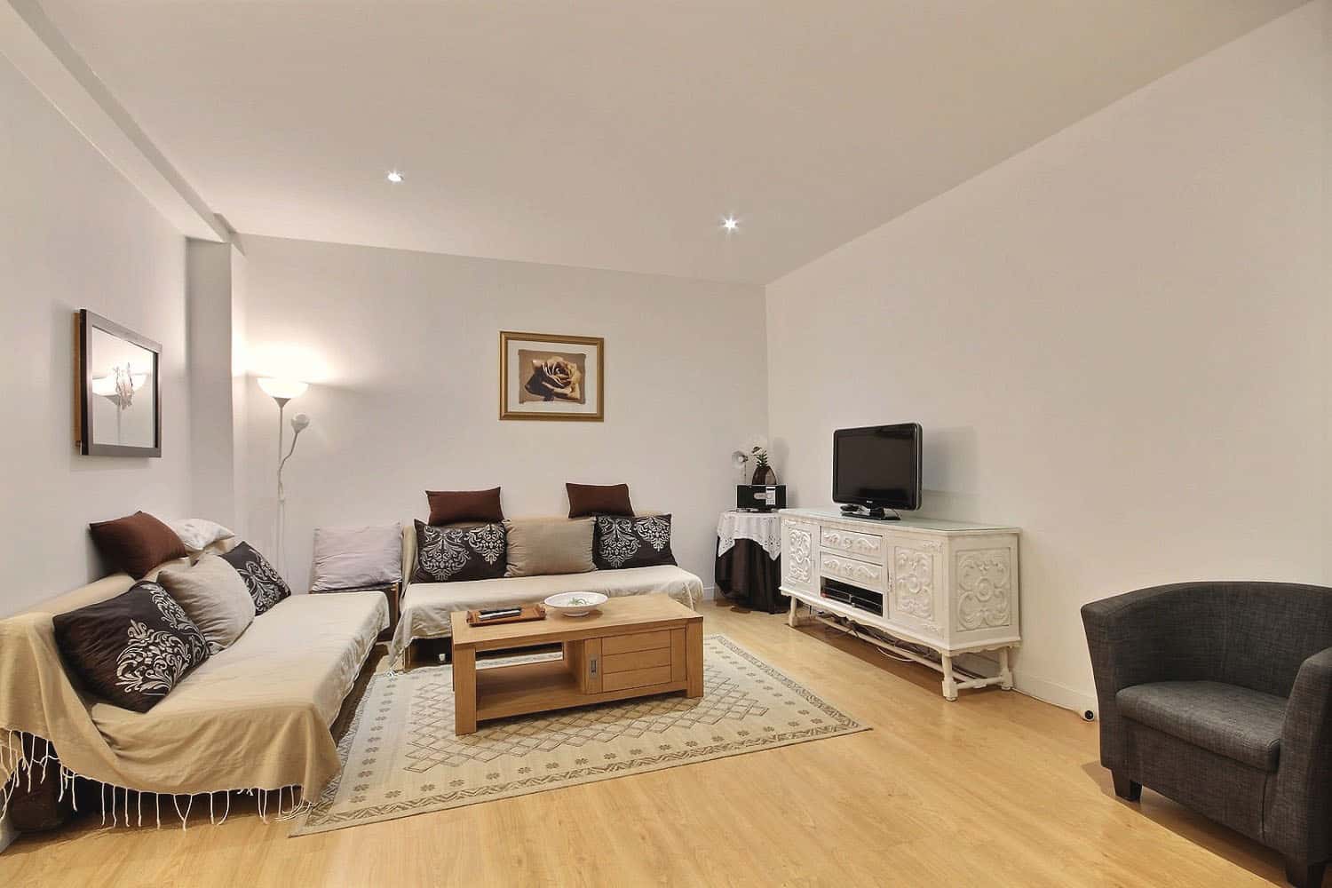 Location Appartement meublé 2 chambres - 67m² - Faubourg Saint-Martin - Paris
