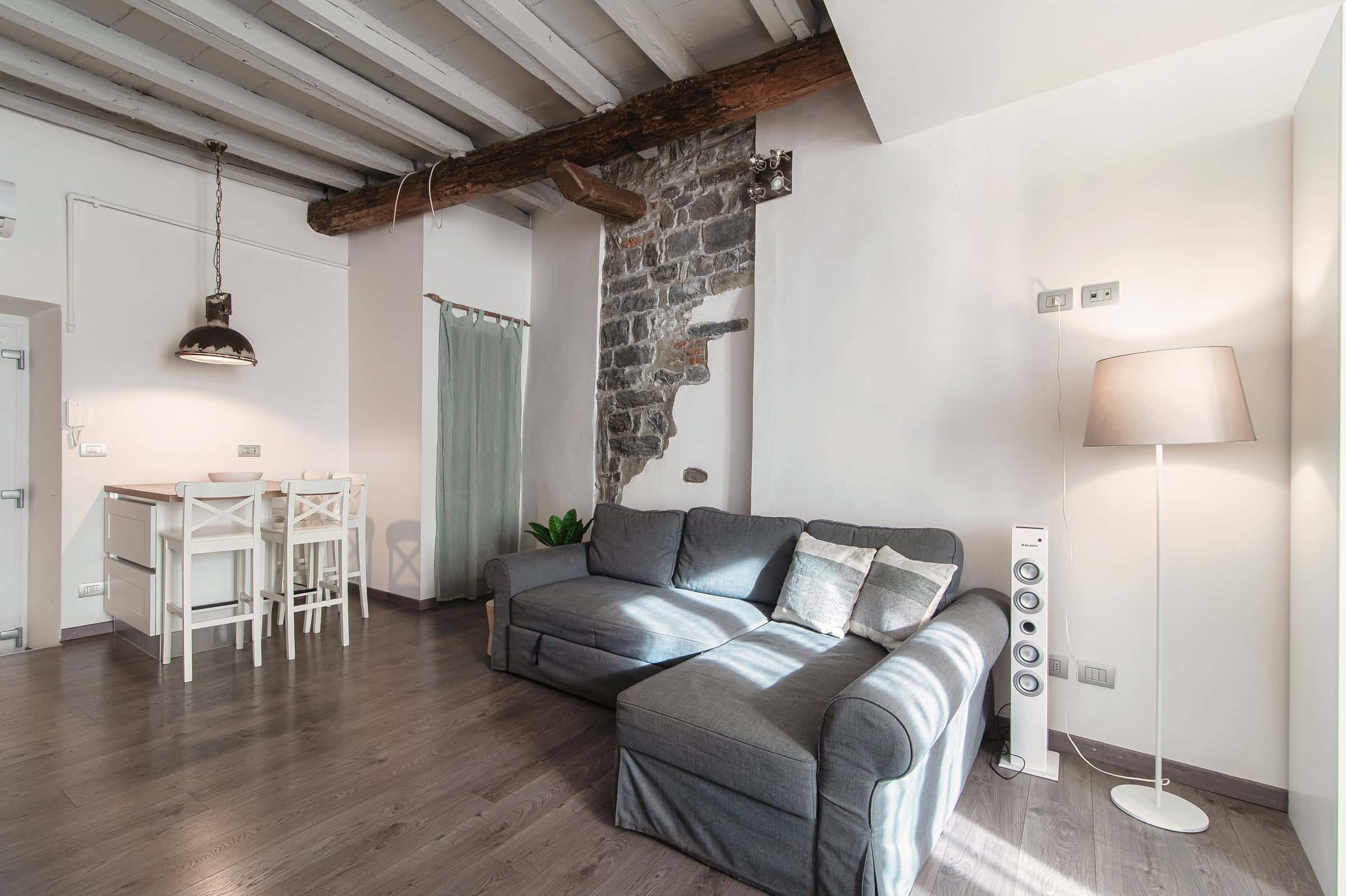LA MAISON - Romantico Monolocale nella città murata di Como