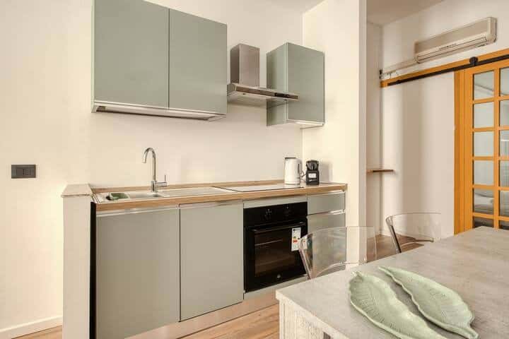 Apartment Milan, 1 bed — photo 25