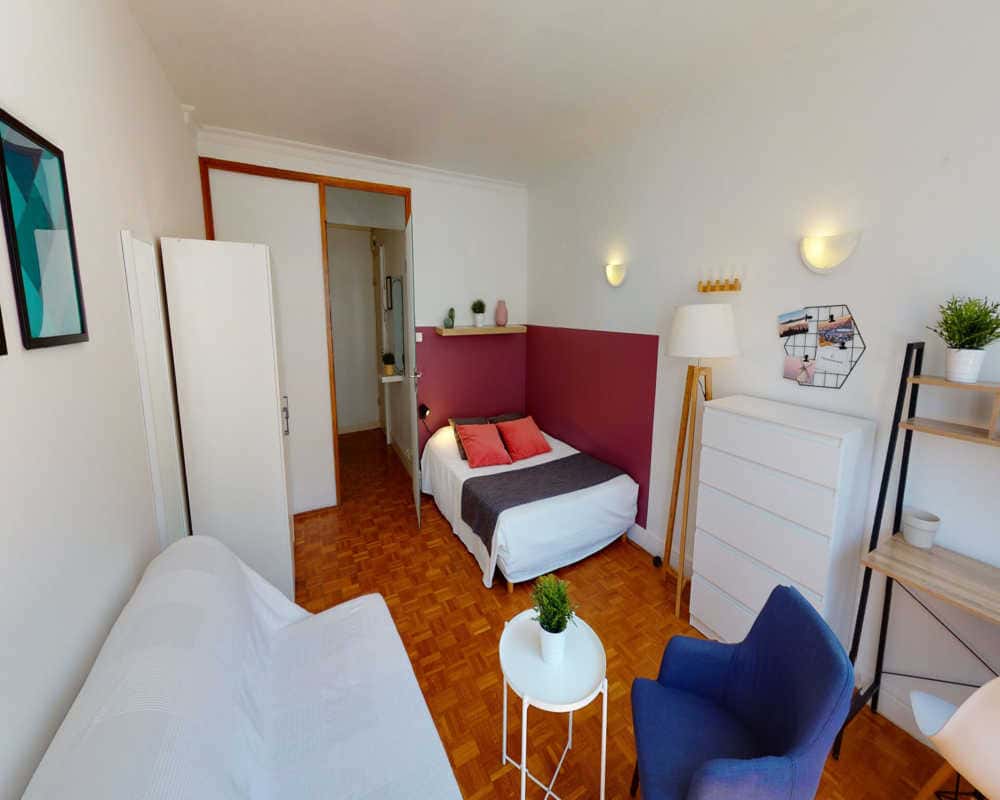 Chambre dans le rue Bossuet