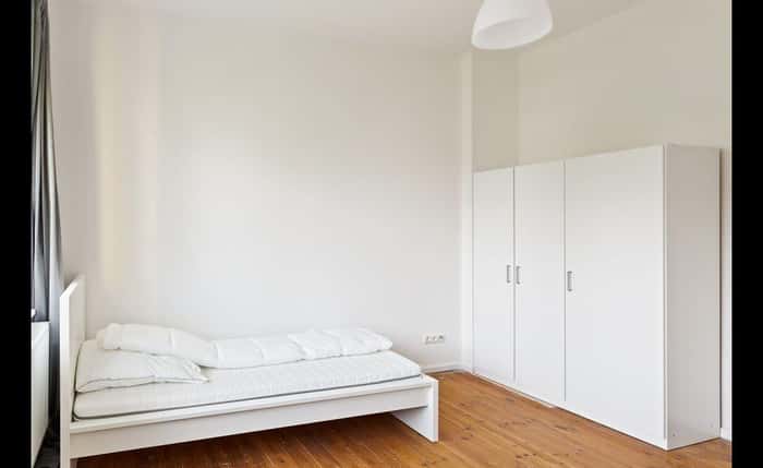 Listing photo thumbnail