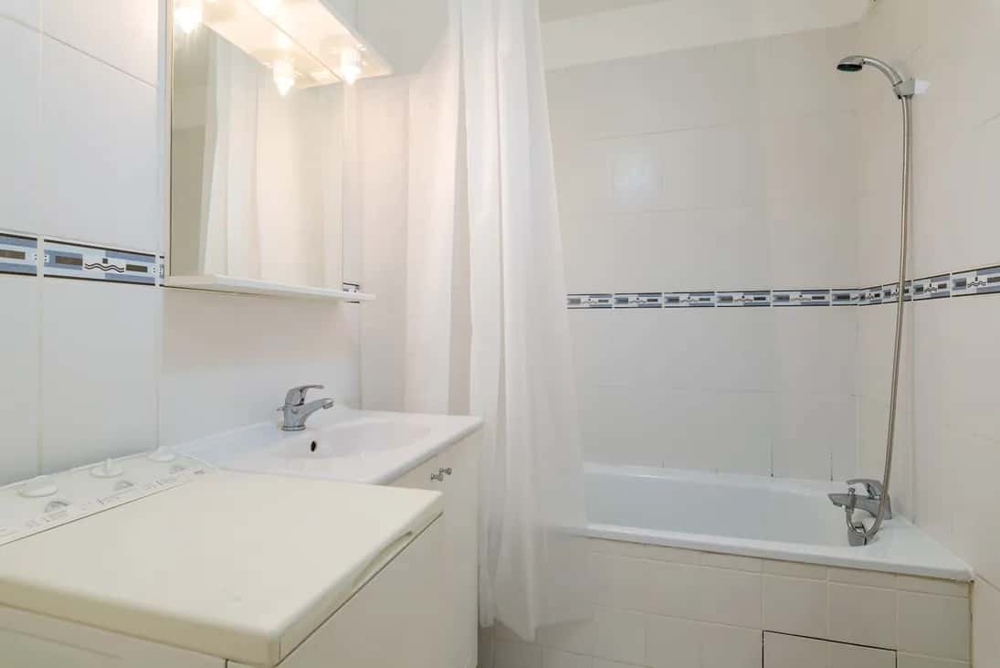 Habitación en Avenue Debourg, Lyon para 101 m² con 5 dormitorios