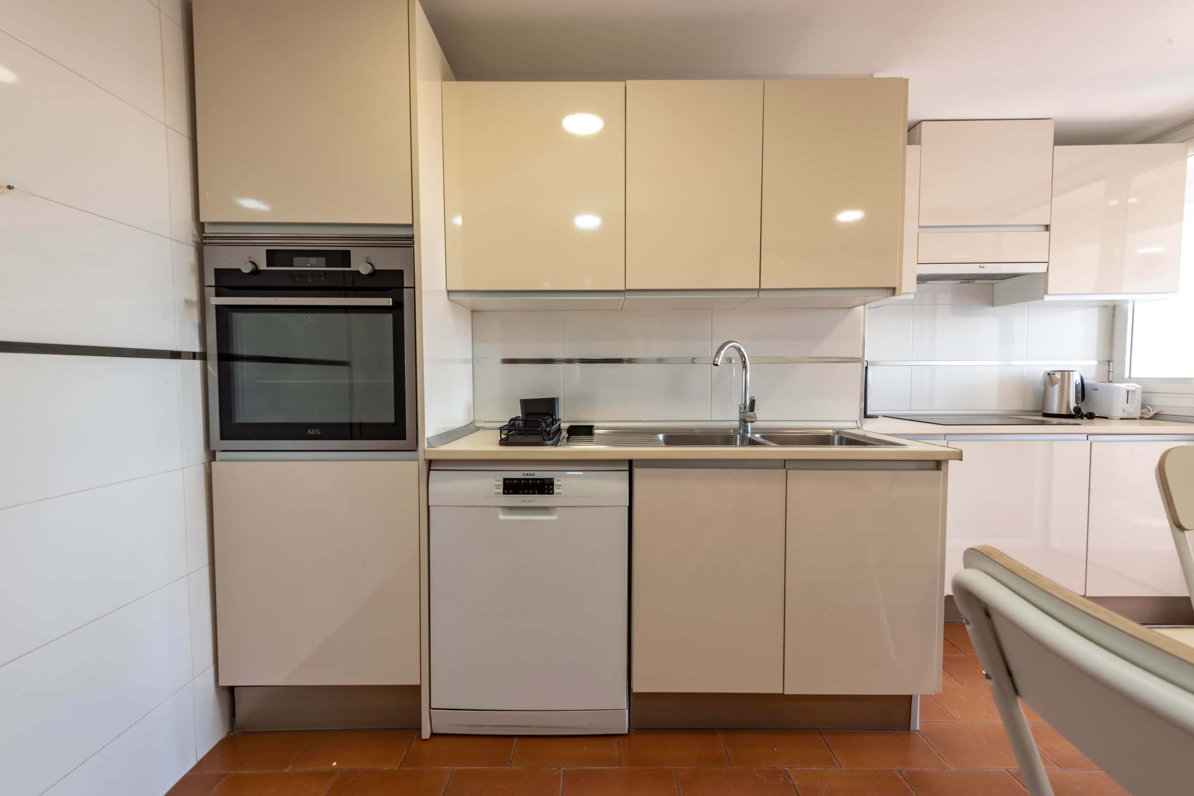 Room SE154-4R4