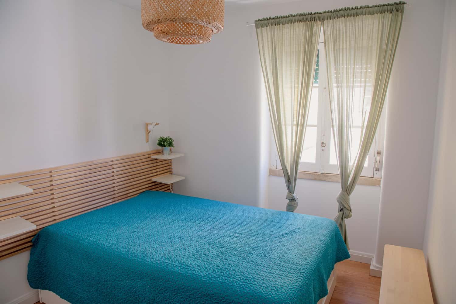 Room 5 - 20. São João Deus 5 4D