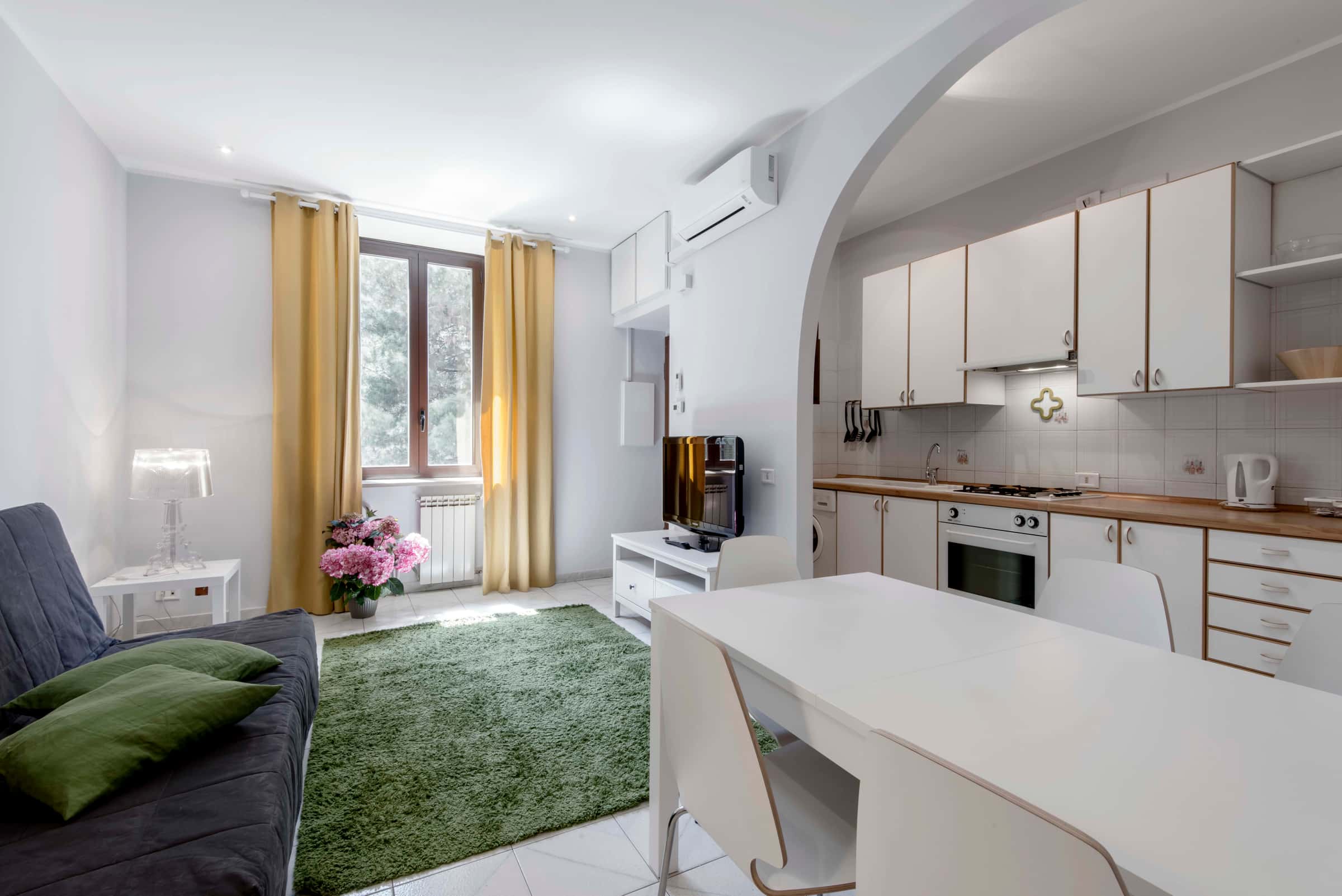 Appartamento in Via Giuseppe Govone, Milano di 55 m² con 1 camera