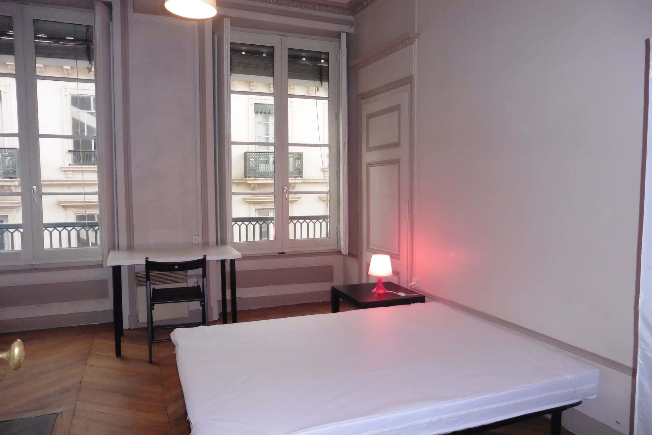 Chambre dans le 23 rue de brest