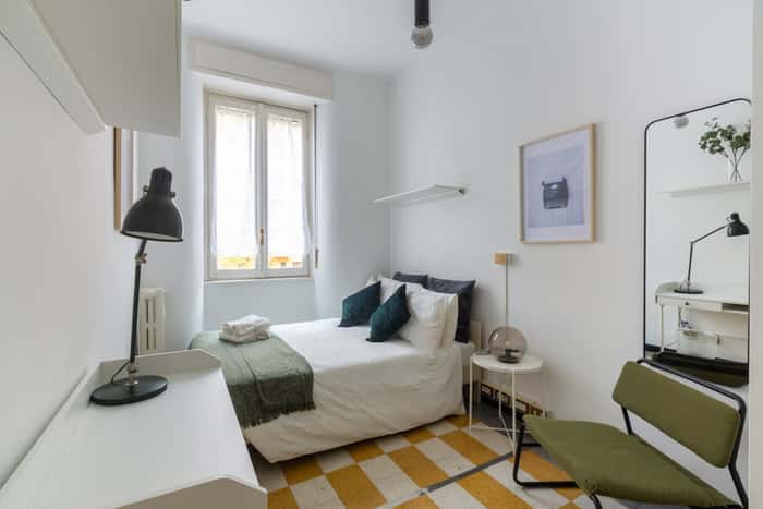 Listing photo thumbnail