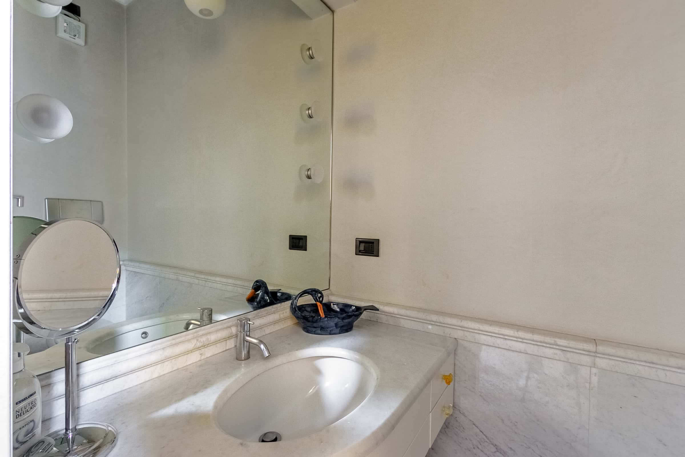 Apartment Milan, 1 bed — photo 11