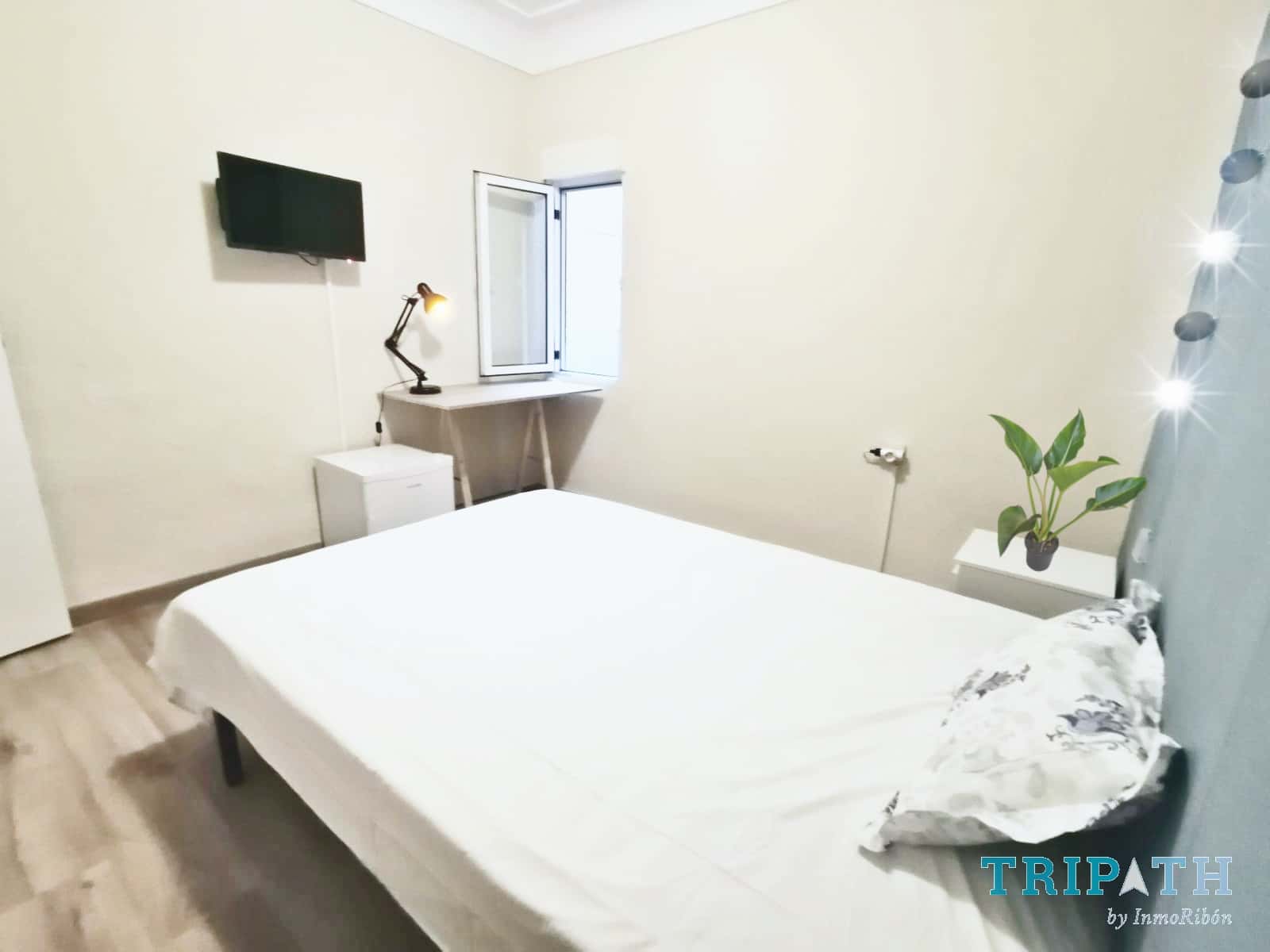 Zimmer in Avenida de Aguilera, Alicante (Alacant) für 120 m² mit 6 Schlafzimmer