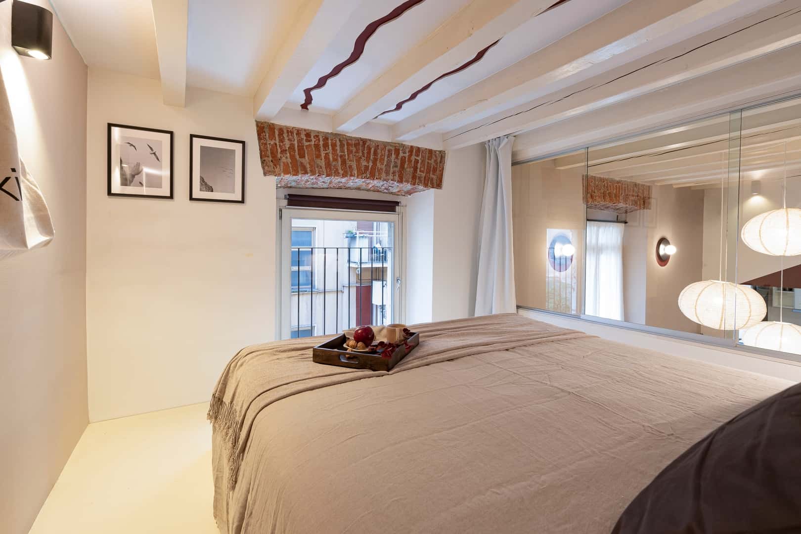 Libero - 2 bedrooms and balcony in Porta Romana