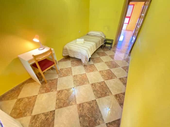 Listing photo thumbnail