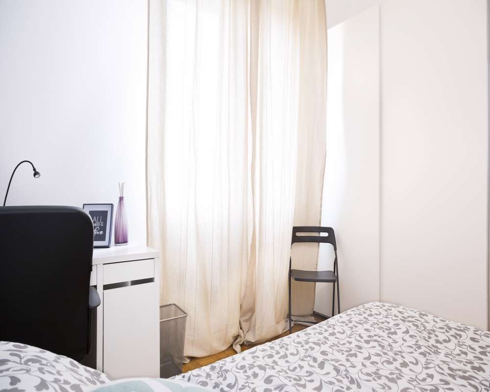 Stanza in Via Salvatore Barzilai