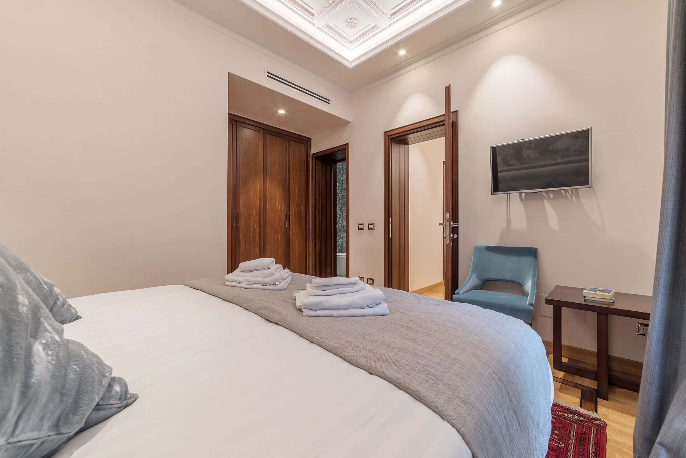 Apartment Rome, 2 beds — photo 24