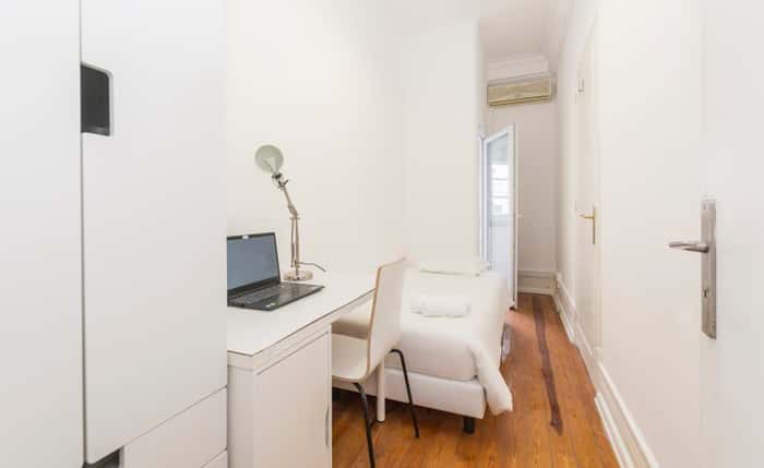 Listing photo thumbnail