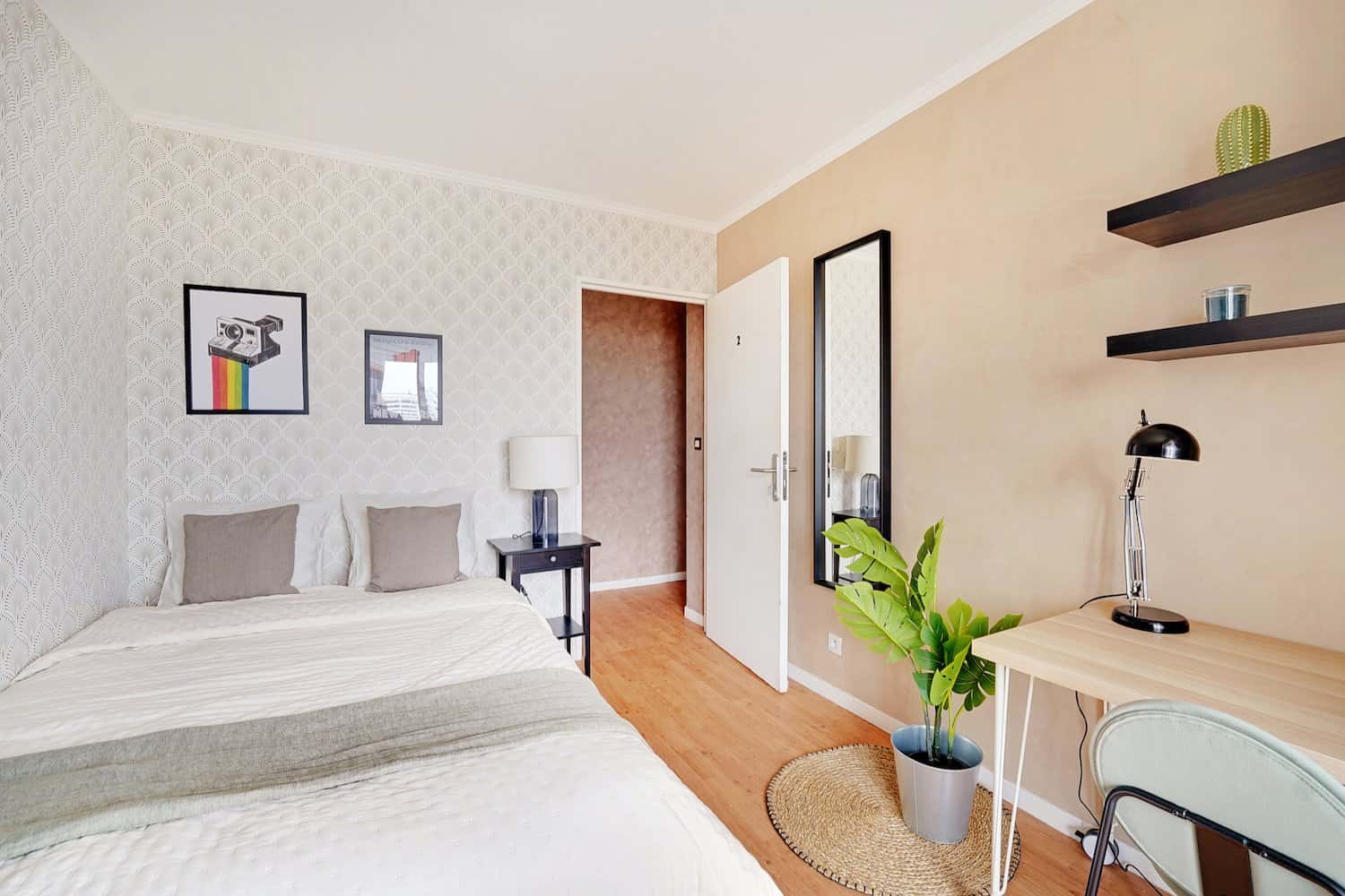 Move into this 11 m² room