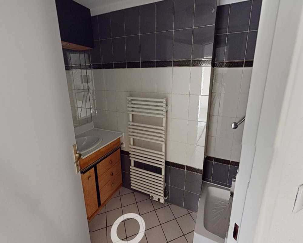 Chambre dans le rue bouteille