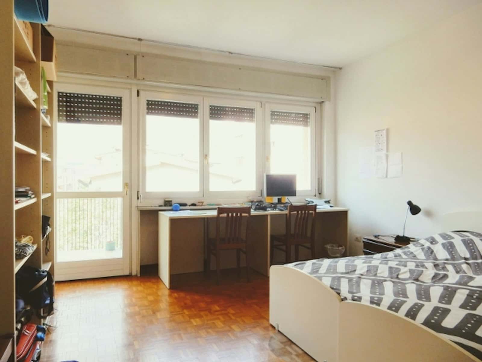 Stanza in Via San Pio X, Trento di 83 m² con 3 camere