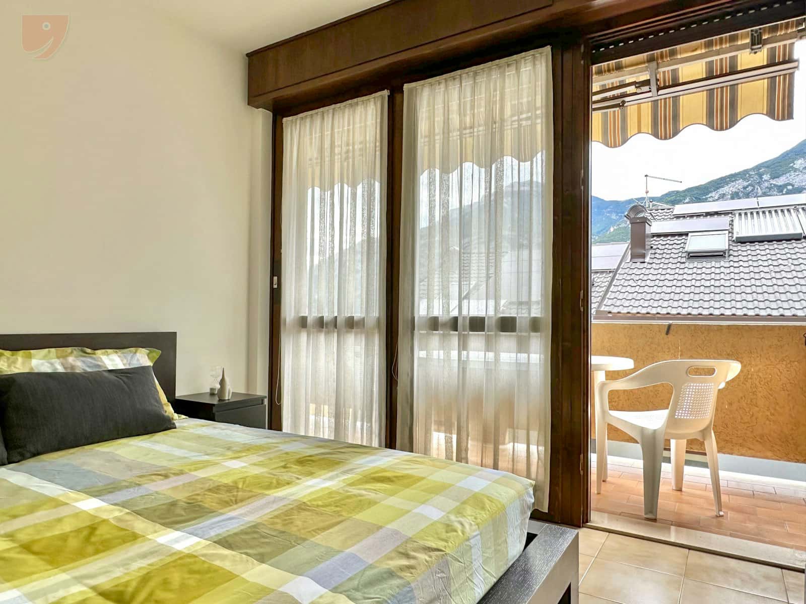 Habitación en Via Pomeranos, Trento para 145 m² con 6 dormitorios