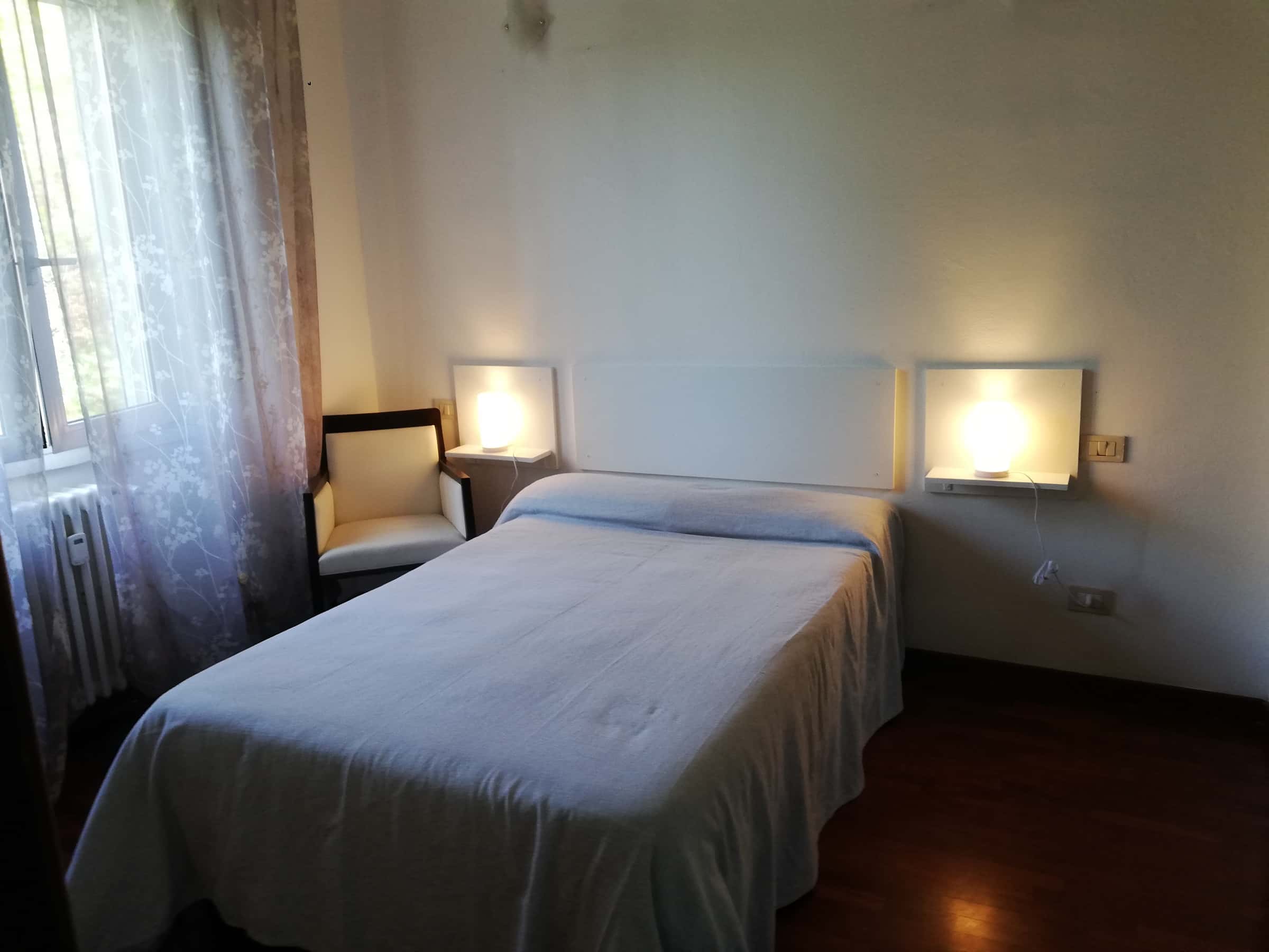 Stanza in Via Collecchio, Milano di 100 m² con 2 camere