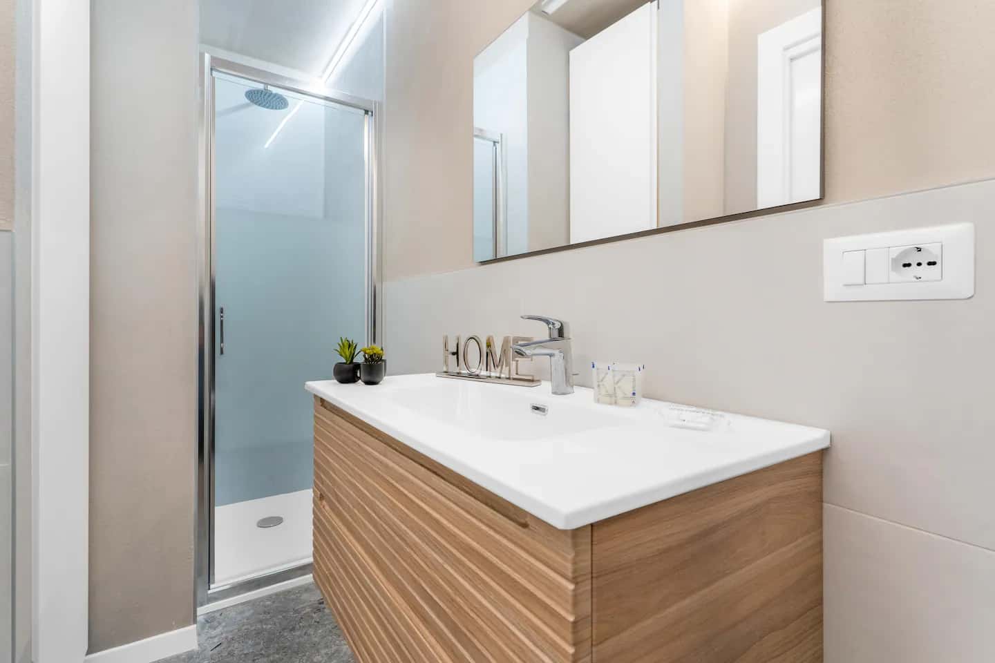 Apartment Milan, 1 bed — photo 19
