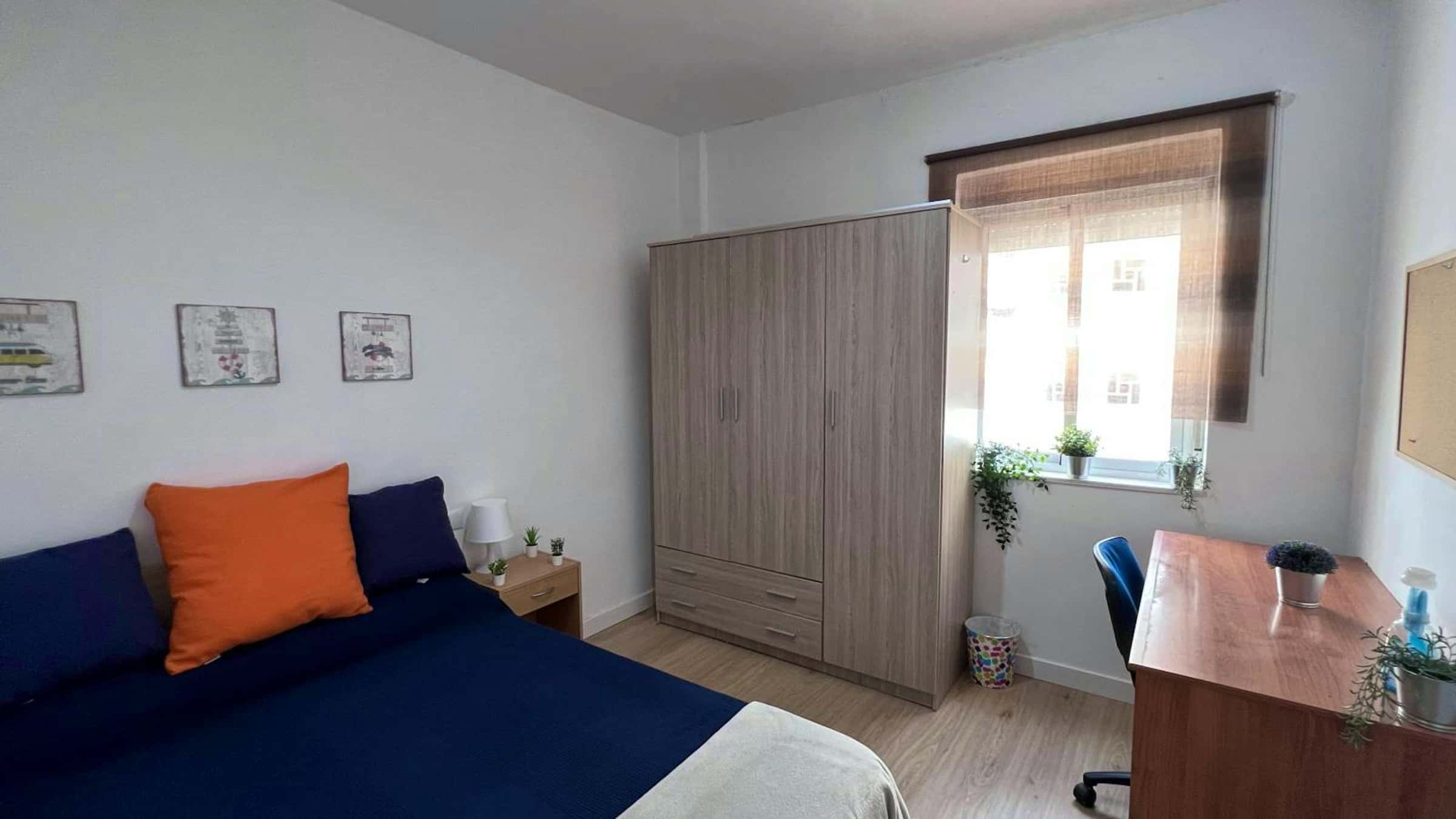 Calle Tirso de Molina H2