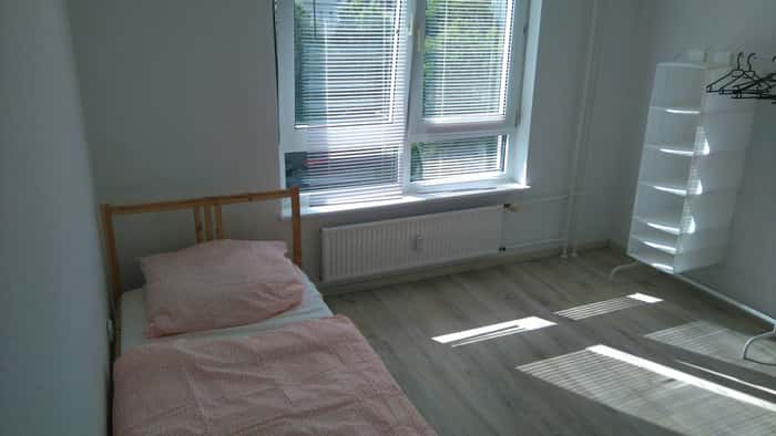 Listing photo thumbnail