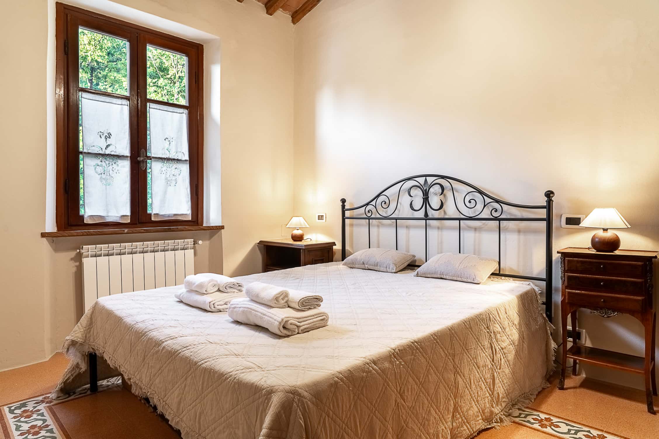 Single room Lucca, 2 beds — photo 40
