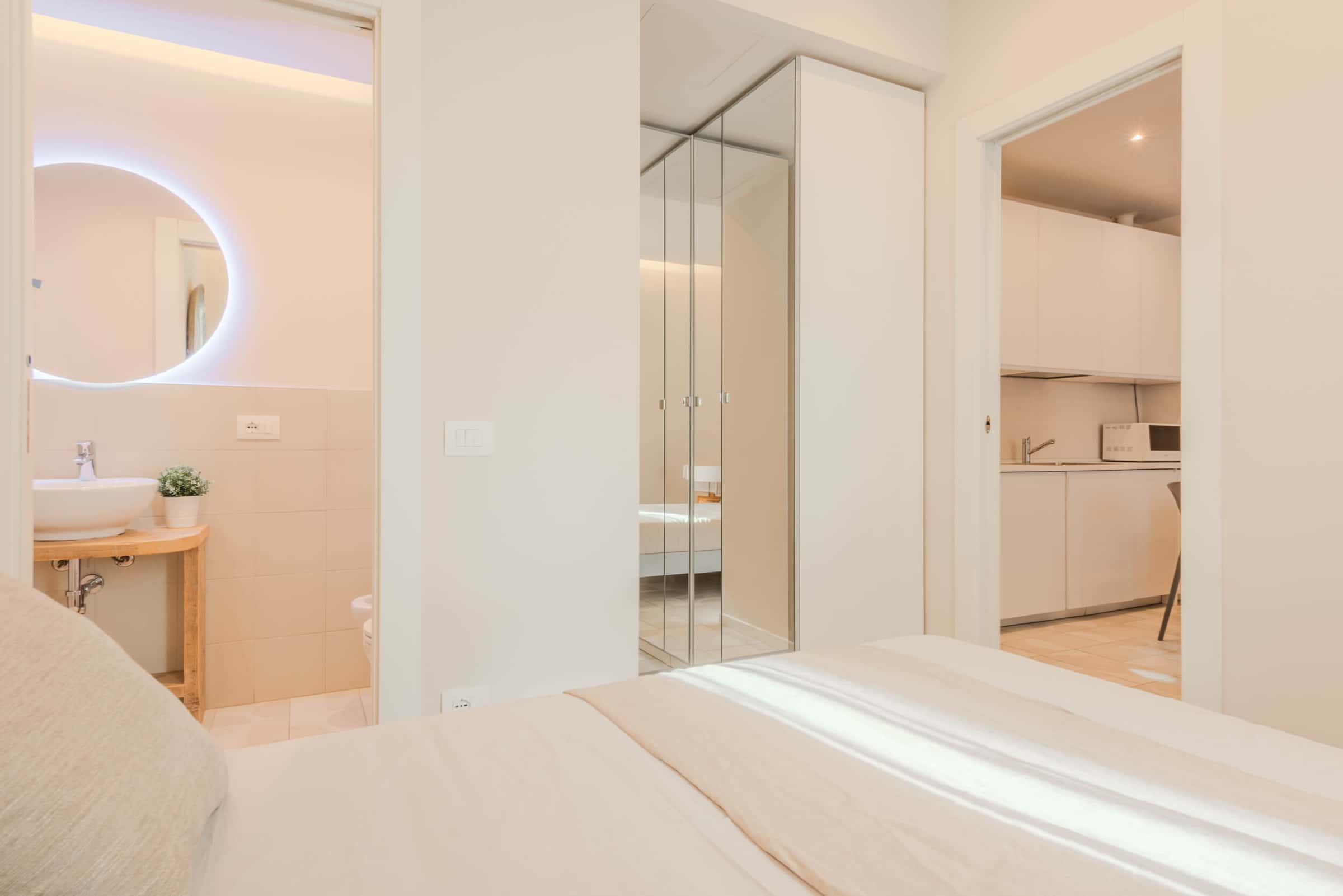 Apartment Milan, 1 bed — photo 40