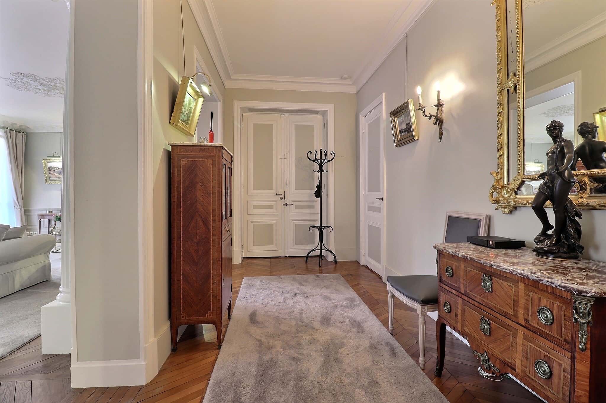 Apartment 3 bedrooms 150m²