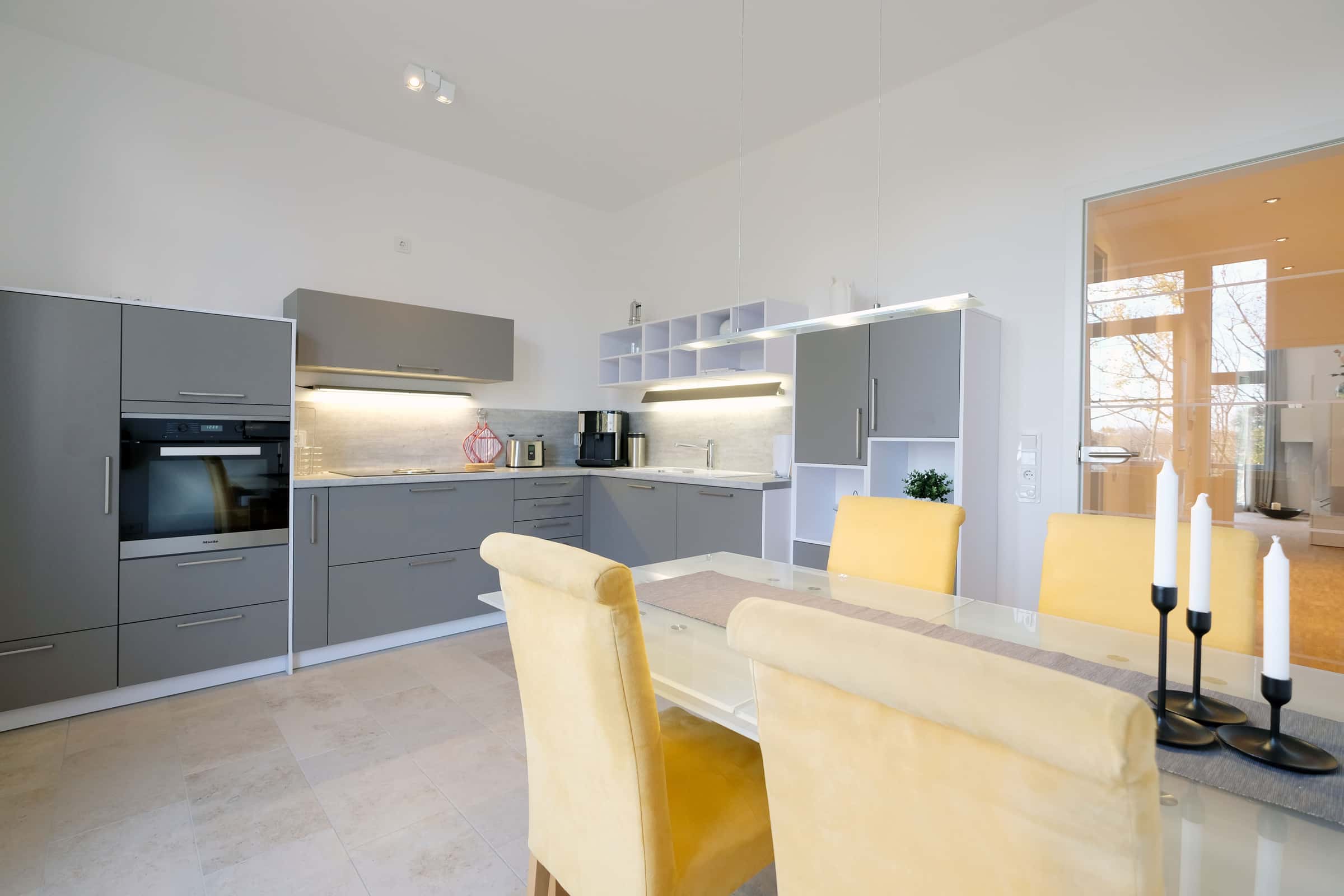 Appartamento in Elsa-Brändström-Straße, Aachen di 120 m² con 2 camere