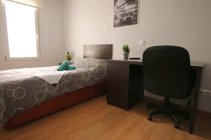 Listing photo thumbnail