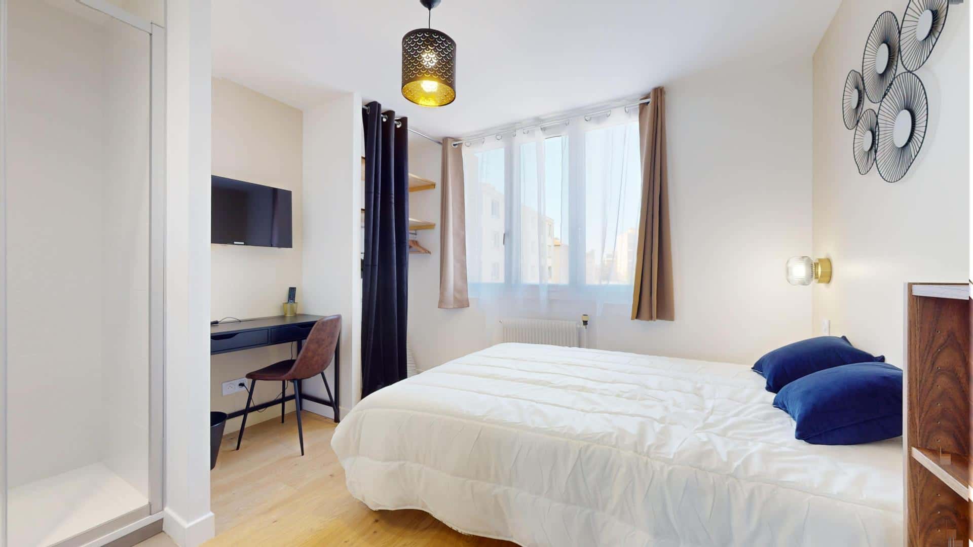 Chambre 3 - LONGEFER A