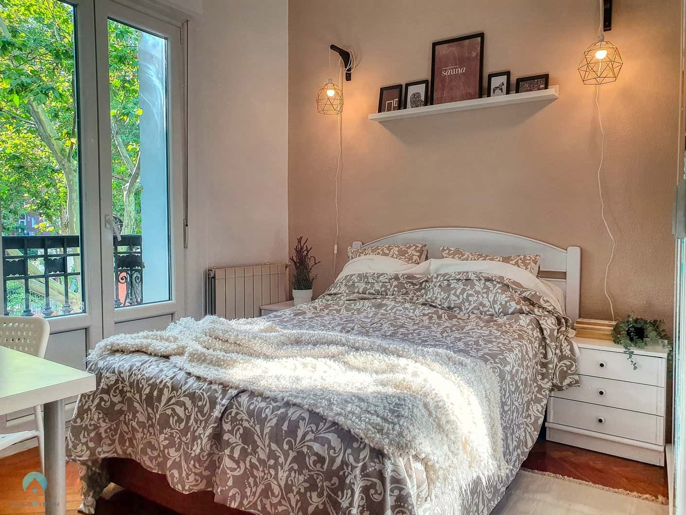 Zimmer in Calle del Príncipe de Vergara, Madrid für 120 m² mit 6 Schlafzimmer