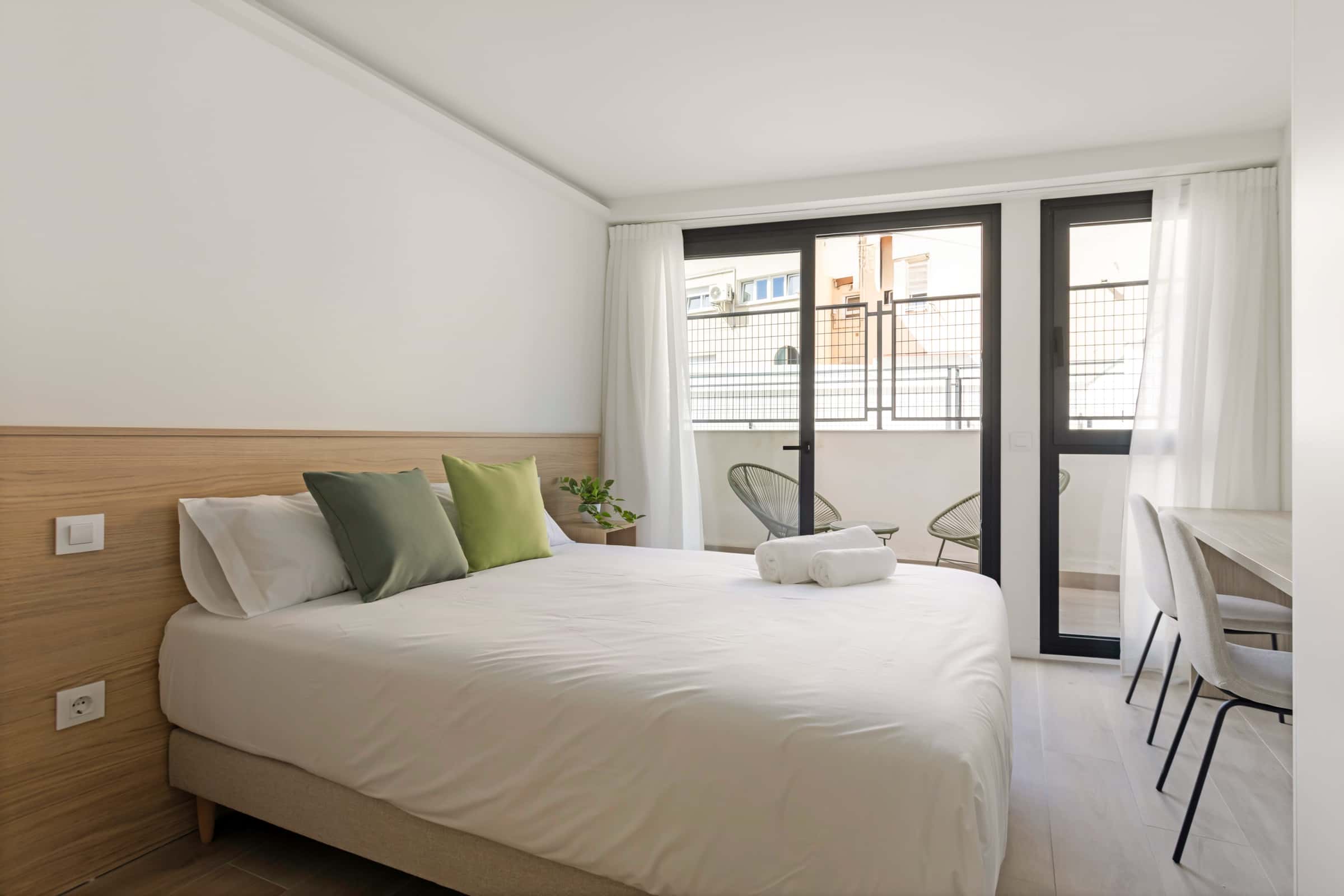 Double room with terrace  with private bathroom for two people